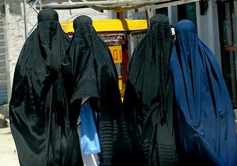 Burqa-clad Pakistani school students.jpg
