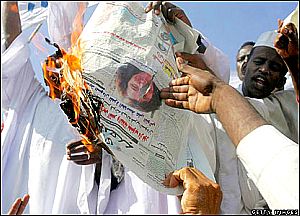 File:Sudanprotesters3.jpg